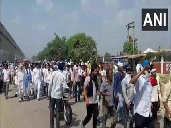 Farmers took out a protest rally over the introduction of three ordinances in the agriculture sector in Kurukshetra (Photo/ANI)