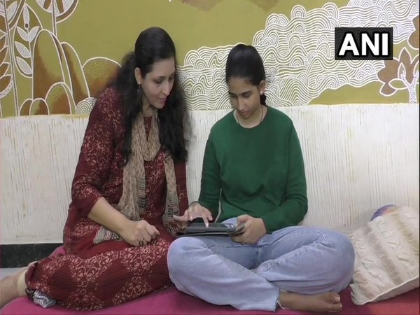 Khushi, the newly appointed Regional Ambassador for India by the United Nations Environment Programme - Tunza Eco-Generation with her mother, Binita. (Photo/ANI)