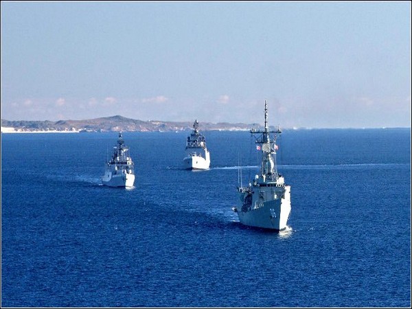 PASSEX between Indian Navy and Royal Australian Navy underway