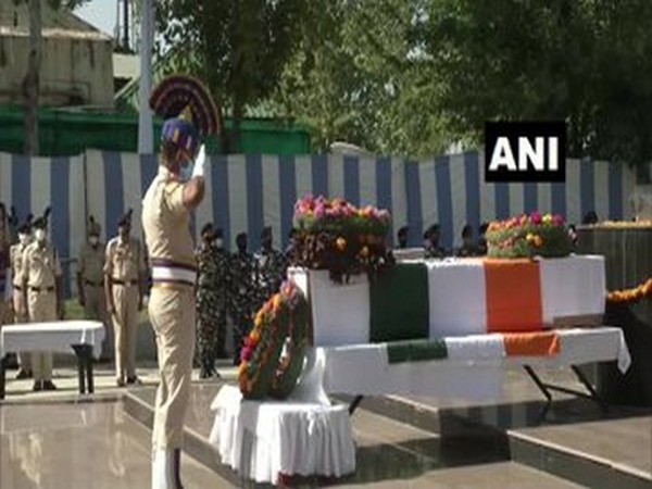The wreath laying ceremony was performed for CRPF ASI NU Badole in Srinagar on Thursday. (Photo/ANI)