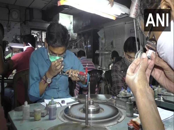 Surat's diamond unit workers. (Photo/ANI)