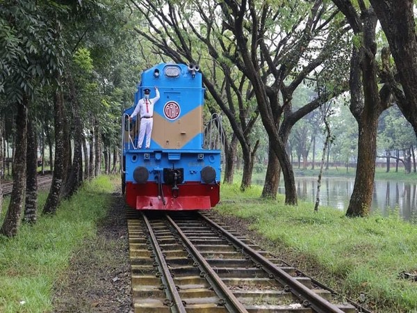 Locomotives provided by India to Bangladesh painted a new colour