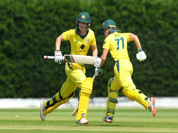 Rachael Haynes and Alyssa Healy in action against New Zealand (Photo/ ICC Twitter)