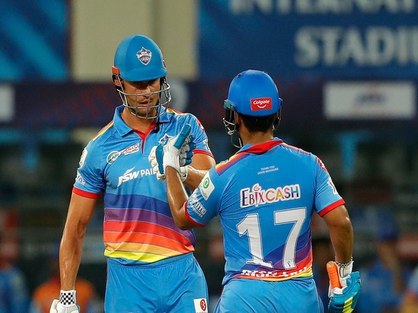 Marcus Stoinis with Rishabh Pant (Photo/ IPL Twitter) 