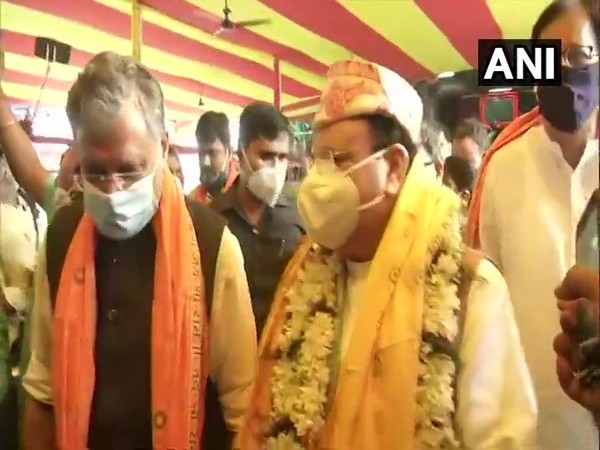 BJP chief visited Mahavir temple to offer prayer and seek blessings ahead of his first election rally. [Photo/ANI]