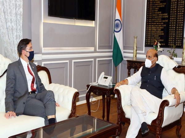 Defence Minister Rajnath Singh on Monday met his US counterpart Mark Esper. (Photo credit: Twitter/Rajnath Singh)