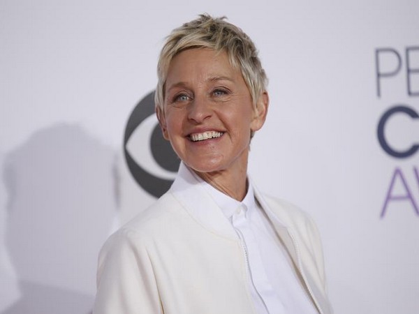 Ellen DeGeneres at the 2015 People's Choice Awards 