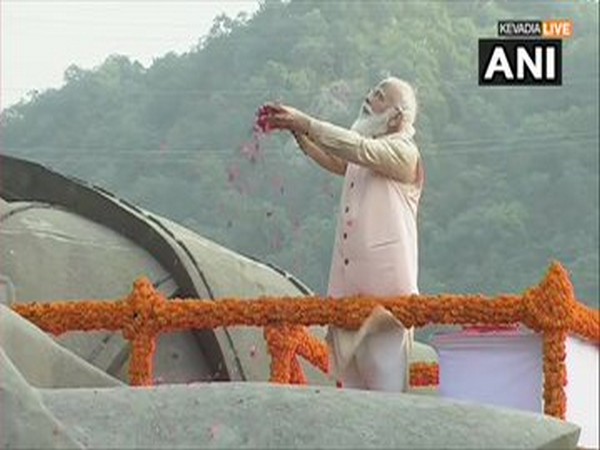 Prime Minister Narendra Modi paid tribute to Sardar Vallabhbhai Patel in Kevadia