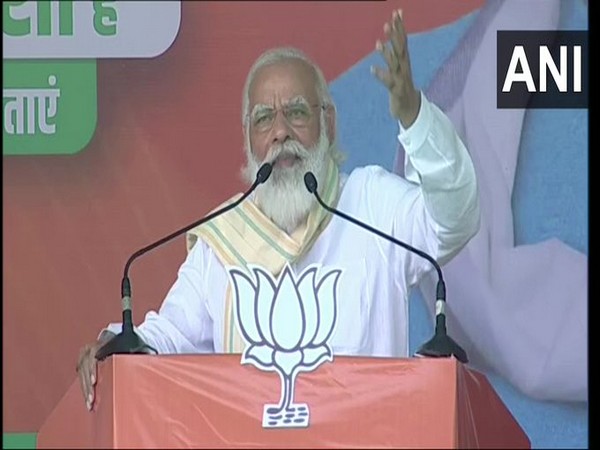 Prime Minister Narendra Modi in Chhapra (Photo/ANI)