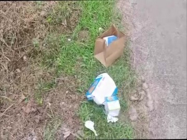Waste thrown by two persons in Kodagu (Photo/ANI)