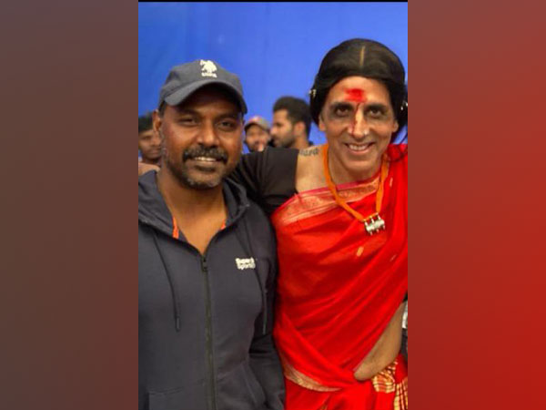 Director Raghava Lawrence and actor Akshay Kumar (Image Source: Twitter)