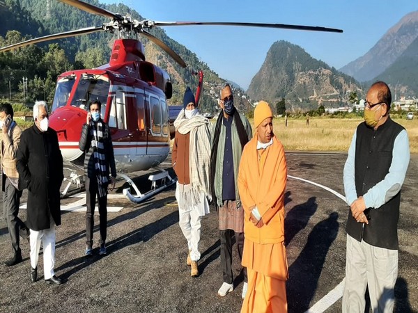 Chief Minister of Uttarakhand and Uttar Pradesh Trivendra Singh Rawat and Yogi Adityanath (Photo/ANI)