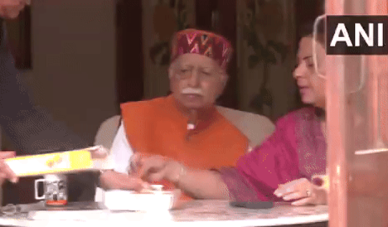 LK Advani with his daughter Pratibha Advani. (Photo/ANI)