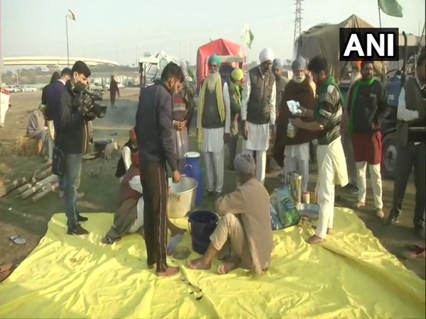 Farmers protetst on Nirankari Samagam Ground in Burari, Delhi, on Saturday. (Photo/ANI)