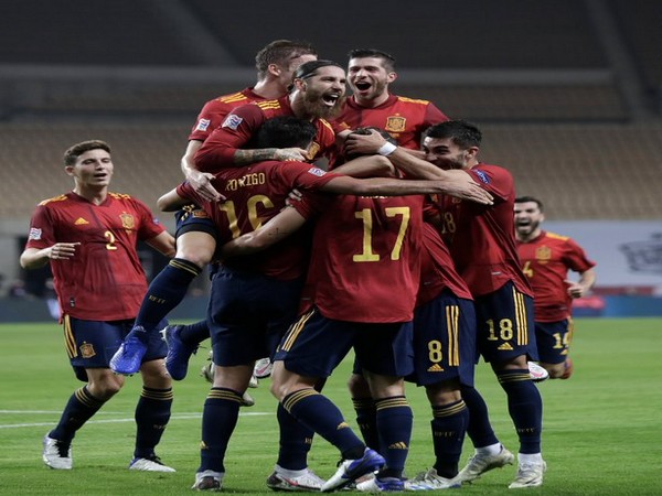 Spain celebrates victory over Germany (Photo/ Spain Football Twitter)