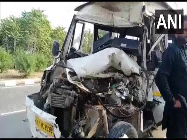 The vehicle where an official of Pakistan High Commission in India was travelling in.