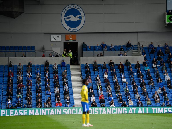 Fans to be allowed into stadiums in England in December (Photo/ Premier League Twitter) 