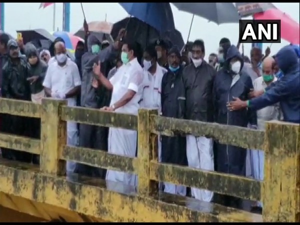 Tamil Nadu Chief Minister Edappadi K Palaniswami also visited the Chembarambakkam Lake to review the situation (Photo/ANI)