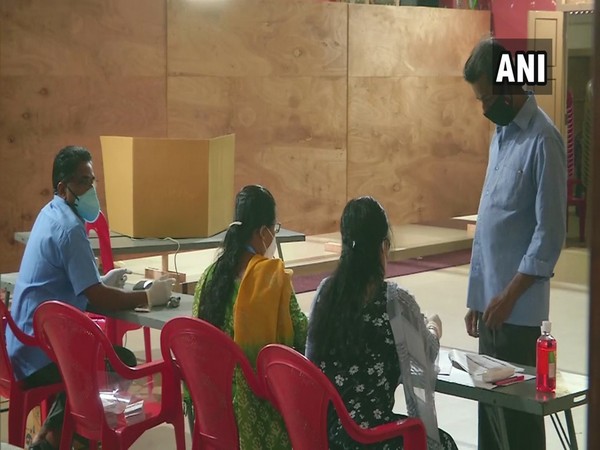 At a polling booth under Division 39 of Kochi Municipal Corporation on Thursday. (Photo/ANI)