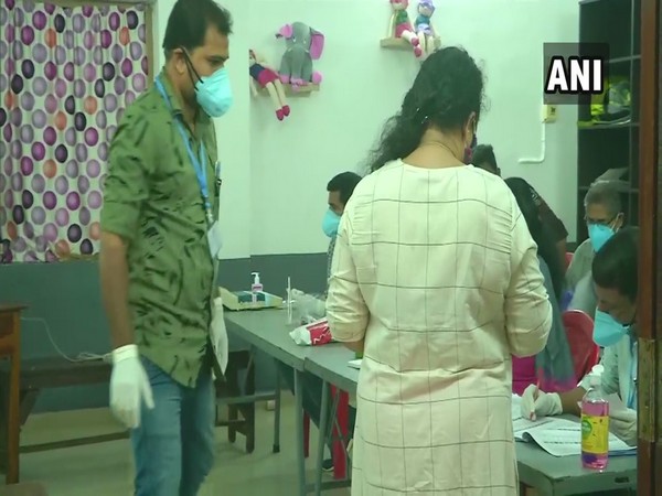 Visulas from a poling booth in Kochi (Photo/ANI)