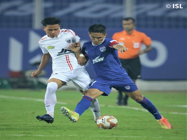 NorthEast, Bengaluru play out 2-2 draw here on Tuesday. (Photo/ ISL Twitter) 