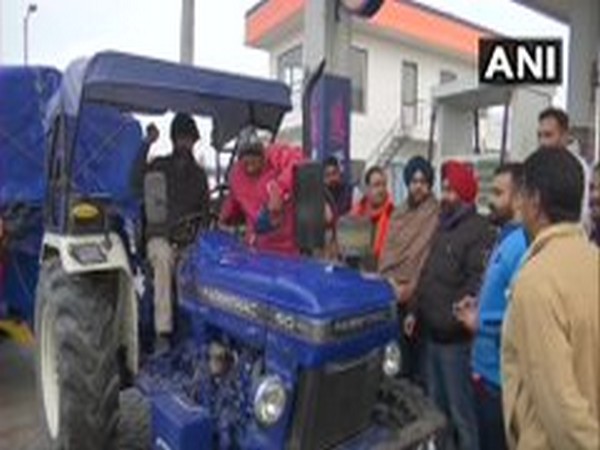 At a petrol pump on Delhi-Amritsar National Highway on Wednesday. (Photo/ANI)