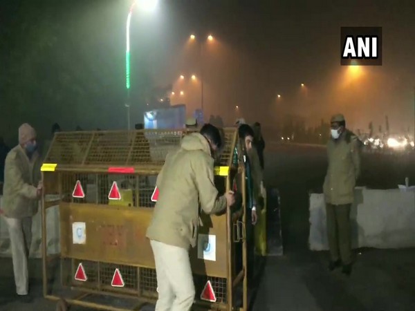 Police personnel at the Chilla border (Delhi-Uttar Pradesh). (Photo/ANI)