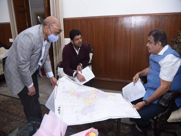 Haryana Deputy Chief Minister Dushyant Chautala met Union Road Transport Minister Nitin Gadkari (Photo/ANI)