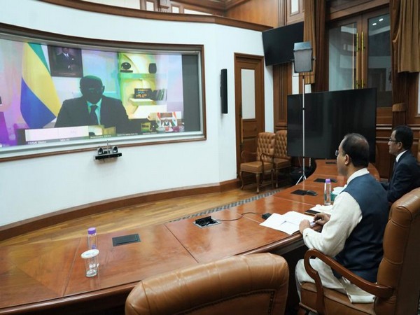 V Muraleedharan, Minister of State (MoS) for External Affairs interacting wit Pacome Moubelet Boubeya, Foreign Minister of Gabon. (Photo credit: Twitter/V Muraleedharan)