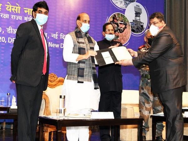 DRDO Scientist Amit Sharma (far right) receives Agni award from Defence Minister Rajnath Singh on Friday in New Delhi [Photo/ANI]