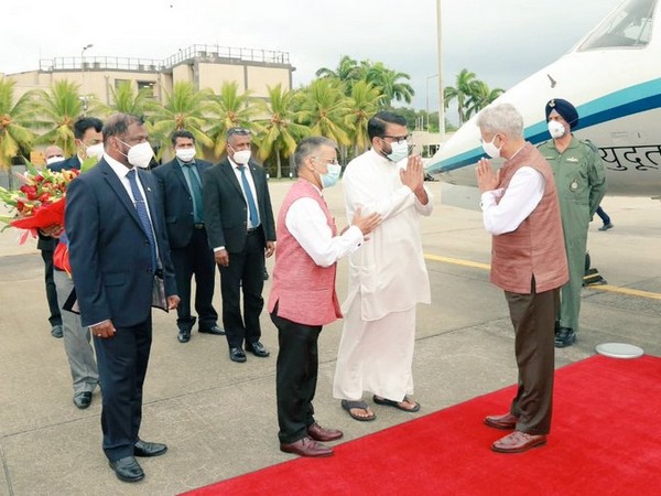 Jaishankar arrives in Colombo (Twitter/ Indian High Commission)