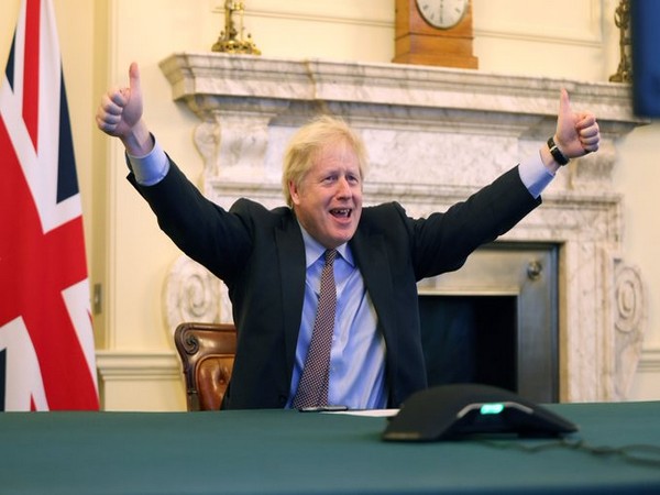 'The deal is done' wrote UK PM Boris johnson on Twitter along with his photo.