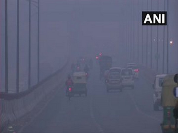 Parts of Delhi witnessed fog on Thursday morning (Photo/ANI)
