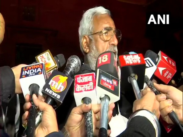 BJP leader Surjit Kumar Jyani speaking to reporters in New Delhi on Thursday [Photo/ANI]