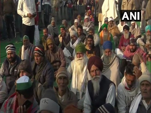 Protests continue at Ghazipur border against farm laws