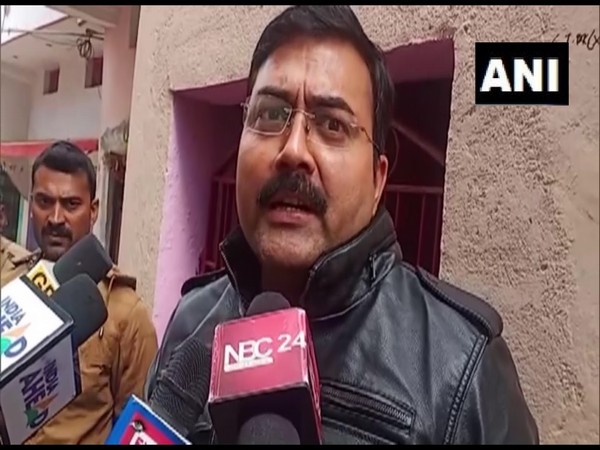 Mukesh Verma, Police Station Incharge of the Jakkanpur Police Station. (Photo/ANI)
