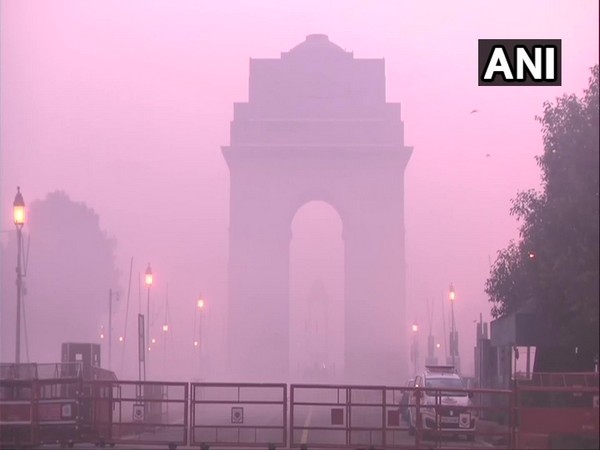 Visual of India Gate on Friday morning. Photo/ANI