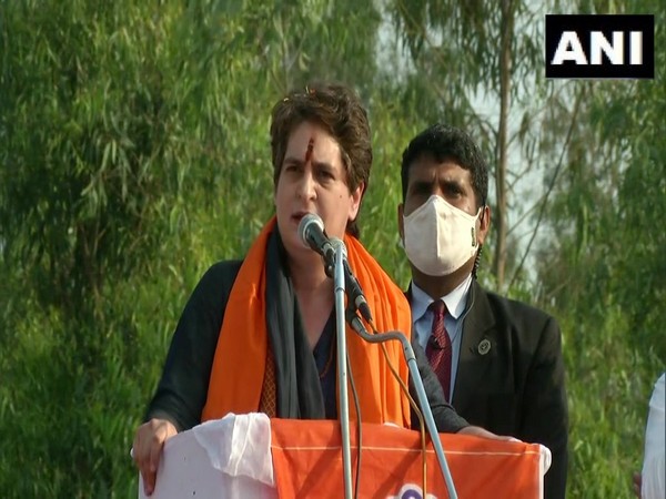 Congress leader Priyanka Gandhi Vadra at Kisan Mahapanchayat in Saharanpur (Photo/ANI)