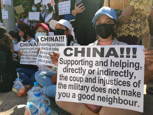 The young protestors were seen holding handmade and printed placards, while demanding China to stop supporting the military, according to Myanmar Now. 