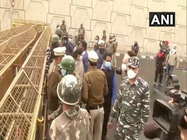Visual from Ghazipur border (Photo/ANI)