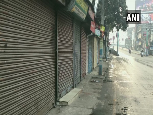 A deserted road in Siliguri on Saturday. (Photo/ANI)