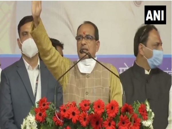 Madhya Pradesh Chief Minister Shivraj Singh Chouhan speaking at a event in Katni on Saturday. (Photo/ANI)
