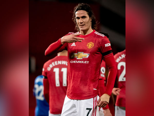 Manchester United's Edinson Cavani in action against Everton (Photo/ Manchester United Twitter)
