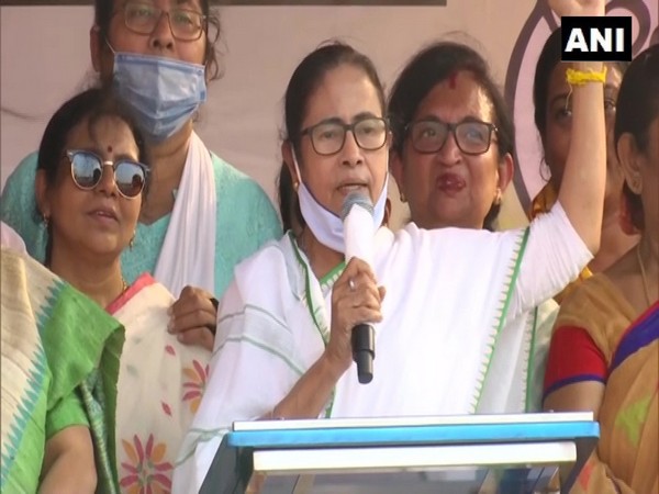 West Bengal Chief Minister Mamata Banerjee (Photo/ANI)