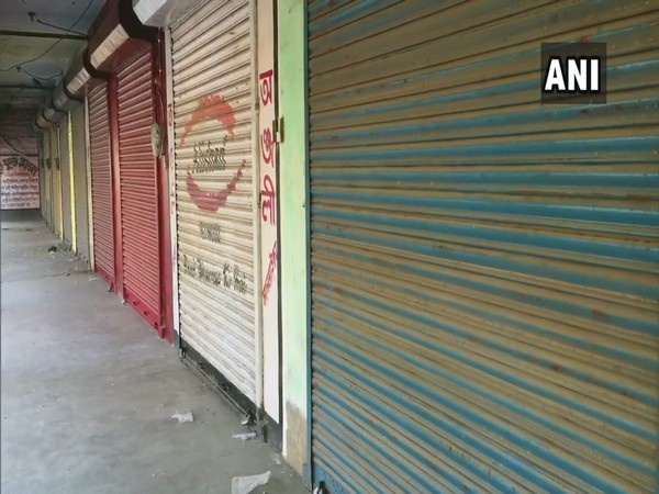 Shops in West Bengal's Birbhum remained closed after Confederation of All India Traders called for a nationwide strike (Photo/ANI)
