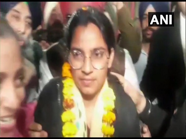 Activist Nodeep Kaur released from Karnal jail on Friday. (Photo/ANI)