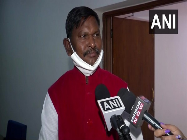 Union Minister Arjun Munda speaking to ANI. (Photo/ANI)