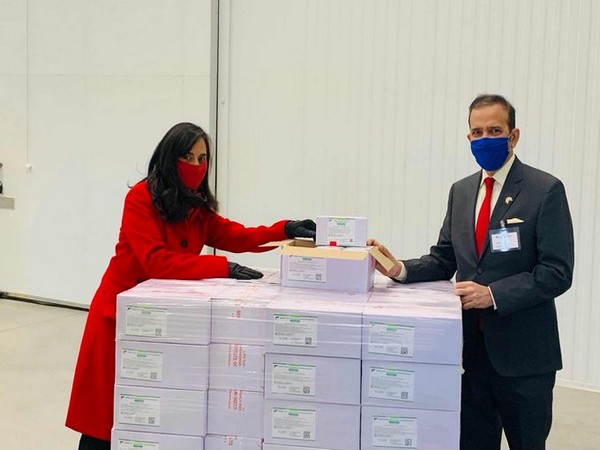 Anita Anand, MP for Oakville and Minister of Public Services and Procurement, receiving the Made-in-India consignment of COVID-19 vaccines. (Photo credit: Twitter/Anita Anand)