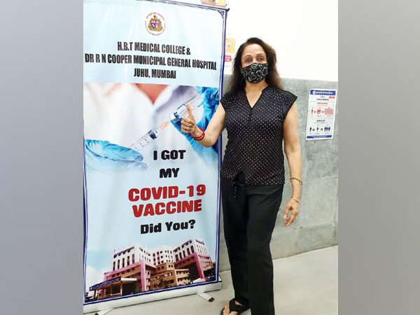 Hema Malini at Cooper Hospital (Image Source: Twitter)