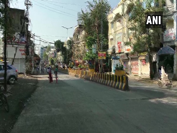Indore bears a deserted look during complete lockdown imposed on Sunday due to rising COVID cases. [File Photo]